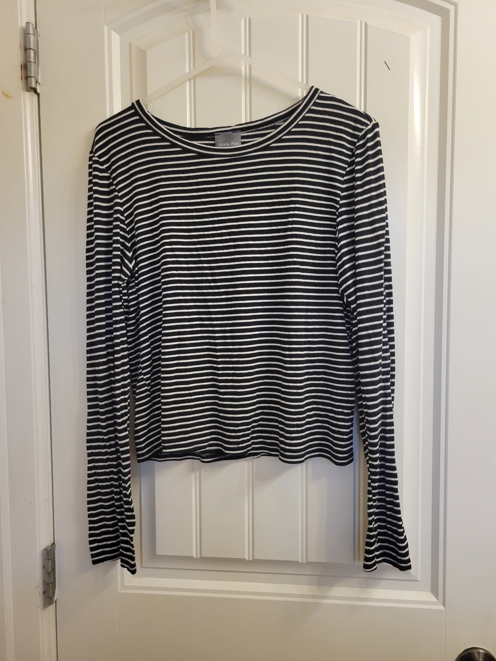 2/$20 Olivia Rae Black & White Striped Long Sleeve Tee